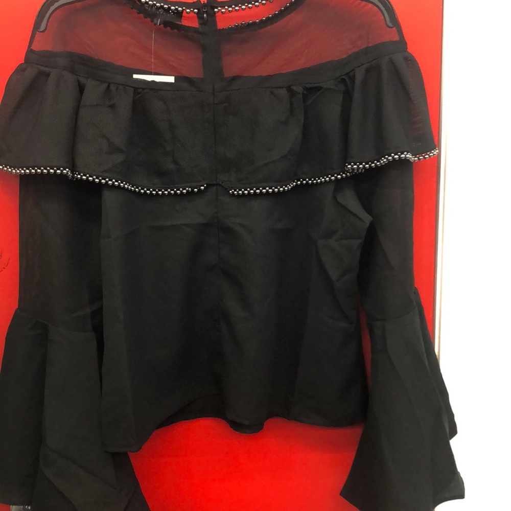 Beautiful top! - Picture 2 of 3